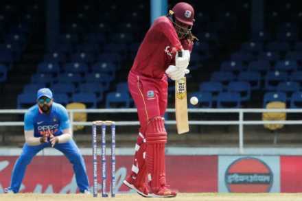 Ind vs WI : ३०० व्या सामन्यात युनिव्हर्सल बॉस चमकला, लाराचा आणखी एक विक्रम मोडला