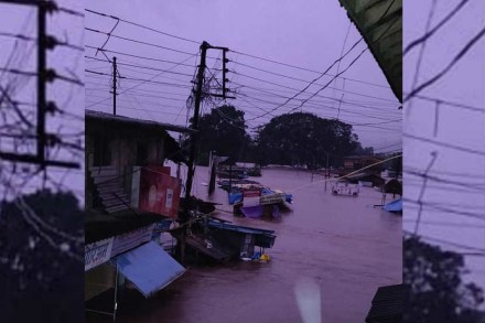 नागोठणे शहराला पुराच्या पाण्याचा वेढा, प्रशासकीय यंत्रणा हायअलर्टवर