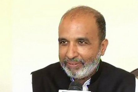 Article 370: 3 बीएचकेची मोडतोड करून 4 बीएचके केला – काँग्रेस Article 370: 3 बीएचकेची मोडतोड करून 4 बीएचके केला – काँग्रेस