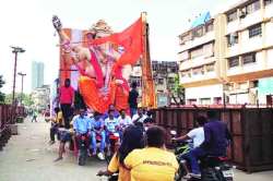 मेट्रोच्या अडथळ्यांमधून गणेश मिरवणुकांना मार्ग
