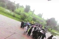 अंत्यसंस्कारात नदीचा अडसर