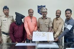 फेसबुकवरील मित्रासाठी सुनेने चोरले घरातील २२ तोळे सोन्याचे दागिने