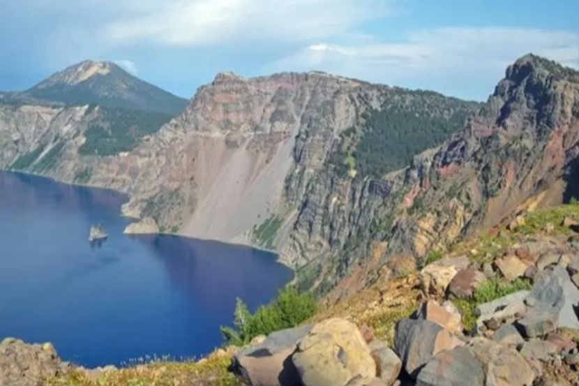 рднрд╛рд░рддреАрдп рд╡рд┐рджреНрдпрд╛рд░реНрдереНрдпрд╛рдЪрд╛ рдЕрдореЗрд░рд┐рдХреЗрдд рддрд▓рд╛рд╡рд╛рдд рдмреБрдбреВрди рдореГрддреНрдпреВ; 90 рдлреВрдЯ рдЦреЛрд▓ рдЖрдврд│рд▓рд╛ рдореГрддрджреЗрд╣ рднрд╛рд░рддреАрдп рд╡рд┐рджреНрдпрд╛рд░реНрдереНрдпрд╛рдЪрд╛ рдЕрдореЗрд░рд┐рдХреЗрдд рддрд▓рд╛рд╡рд╛рдд рдмреБрдбреВрди рдореГрддреНрдпреВ; 90 рдлреВрдЯ рдЦреЛрд▓ рдЖрдврд│рд▓рд╛ рдореГрддрджреЗрд╣