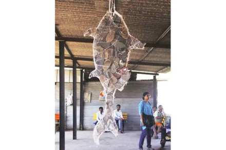 परीघ आणि केंद्रस्थान परीघ आणि केंद्रस्थान