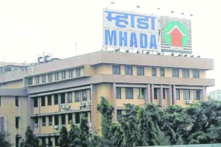 म्हाडा उपाध्यक्षांच्या आदेशात फेरफार