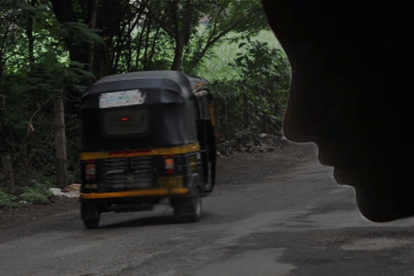 रिक्षाचालकाचे अश्लील चाळे