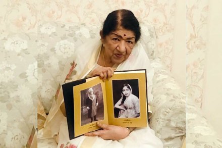 गानसम्राज्ञी लतादीदींचं इन्स्टाग्रामवर दमदार पदार्पण