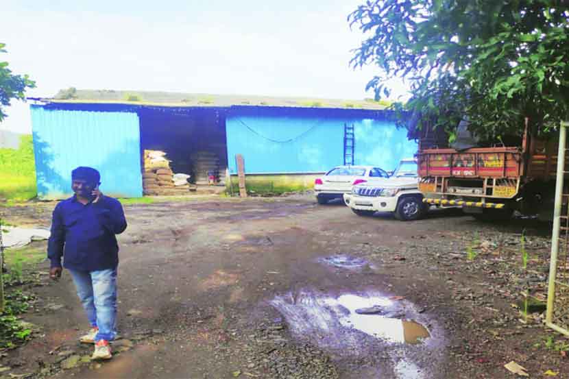 सरकारी तांदूळ खासगी गोदामात
