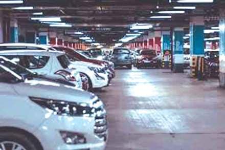 मॉलमधील पार्किंग सर्वासाठी खुले करा