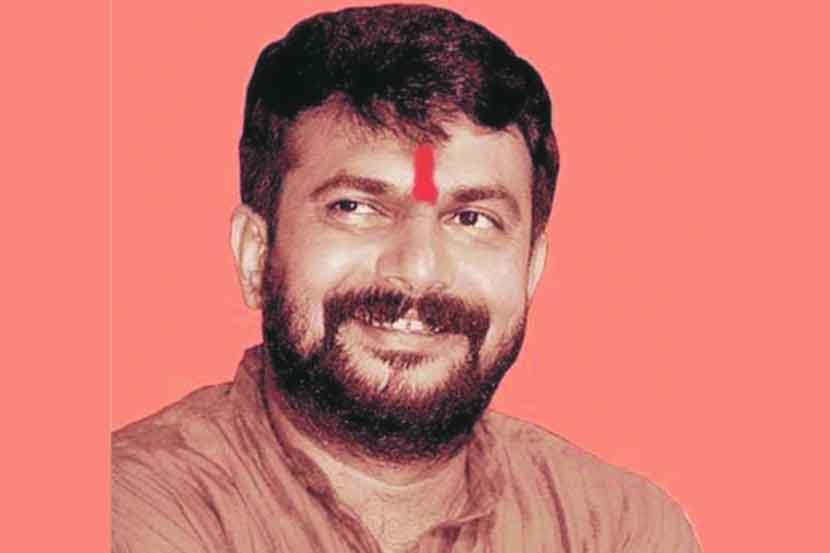 आरक्षणातून जमिनी बळकावण्याचा काँग्रेस नेत्यांचा हेतू