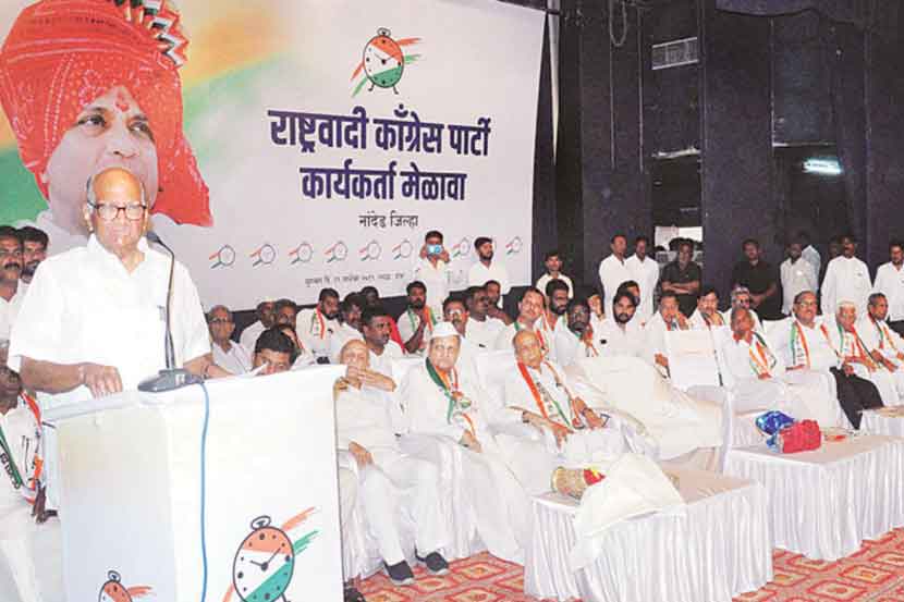 ‘पाकिस्तानातून कांदा आणल्याने भाव कोसळले – शरद पवार