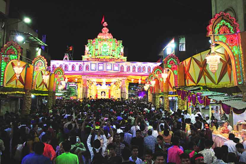 समृद्ध कलेचा उत्सव
