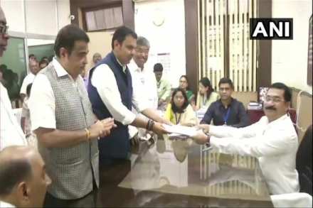 अजित पवारांच्या घड्याळाचे बारा वाजले आहेत – मुख्यमंत्री देवेंद्र फडणवीस