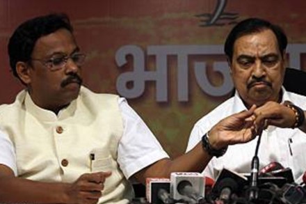 "खडसे-तावडेंचा 'विनोद' भाजपने केला" "खडसे-तावडेंचा 'विनोद' भाजपने केला"