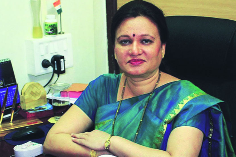 एकतर्फी लढतीत मुक्ता टिळकांचा विजय