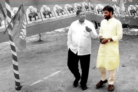 नवनियुक्त भाजपा आमदार राम सातपुते आणि चंद्रकांत पाटील