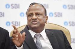 SBI च्या कोट्यवधी खातेदारांना झटका, एक नोव्हेंबरपासून ‘हा’ महत्त्वाचा बदल