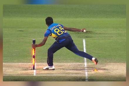 Video : हाथ आया पर मुँह ना लगा! लंकन गोलंदाजांने दवडली स्मिथला धावबाद करण्याची सुवर्णसंधी