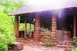 आजोळचे घर