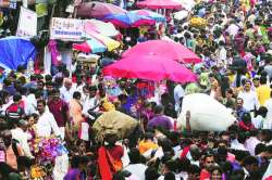 पावसाची विश्रांती.. खरेदीचा उत्साह