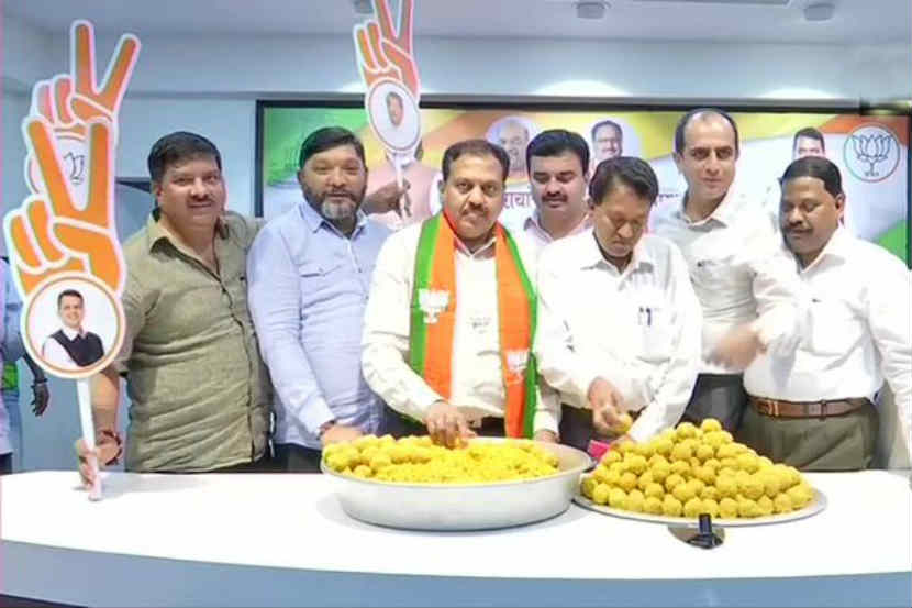 मुंबई : विधानसभा निवडणुकीच्या निकालाच्या पार्श्वभूमीवर भाजपा कार्यालयात जय्यत तयारी सुरु करण्यात आली आहे.