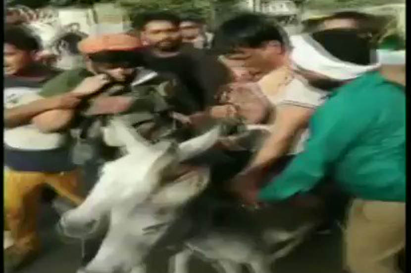 ‘बसपा’च्या राष्ट्रीय समन्वयकासह माजी प्रदेश प्रभारीची गाढवावरून धिंड