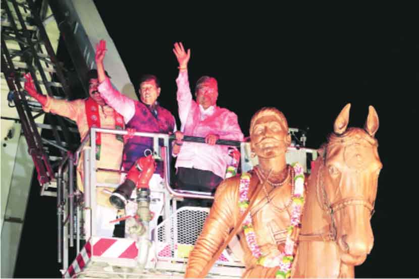दोन मंत्र्यांसह हर्षवर्धन पाटीलही पराभूत