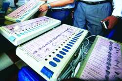 चेतन तुपेंचा योगेश टिळेकरांना धक्का