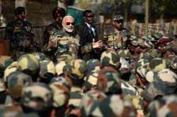 ‘सर्जिकल स्ट्राईकला मोदी गेले होते की सैनिक?’
