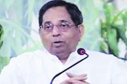 धर्म आणि राजकारणाची फारकत करणार की नाही?