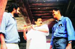 विचित्र निर्मिती : भावनेची ‘आस’ म्हणजे ‘पार्श्वसंगीत’