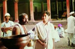 विचित्र निर्मिती : तथा-वास्तू