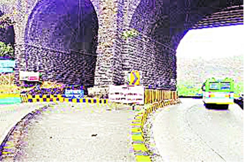 पुणे-मुंबई द्रुतगती महामार्गावरील कोंडीवर उतारा