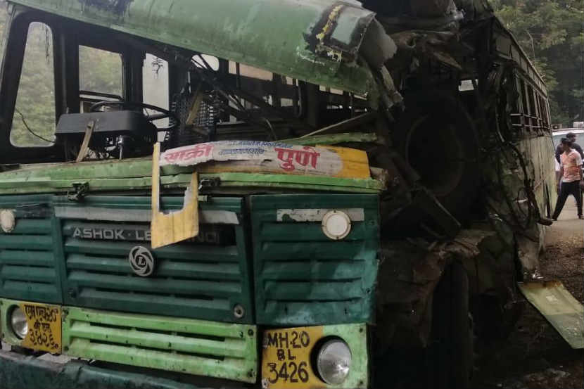 पिंपरी-चिंचवडमध्ये एसटी बसचा भीषण अपघात; एकाचा मृत्यू तीनजण जखमी