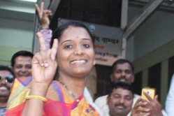 कोल्हापुरात राष्ट्रवादीचा झेंडा; अ‍ॅड. सूरमंजिरी लाटकर यांची महापौरपदी निवड