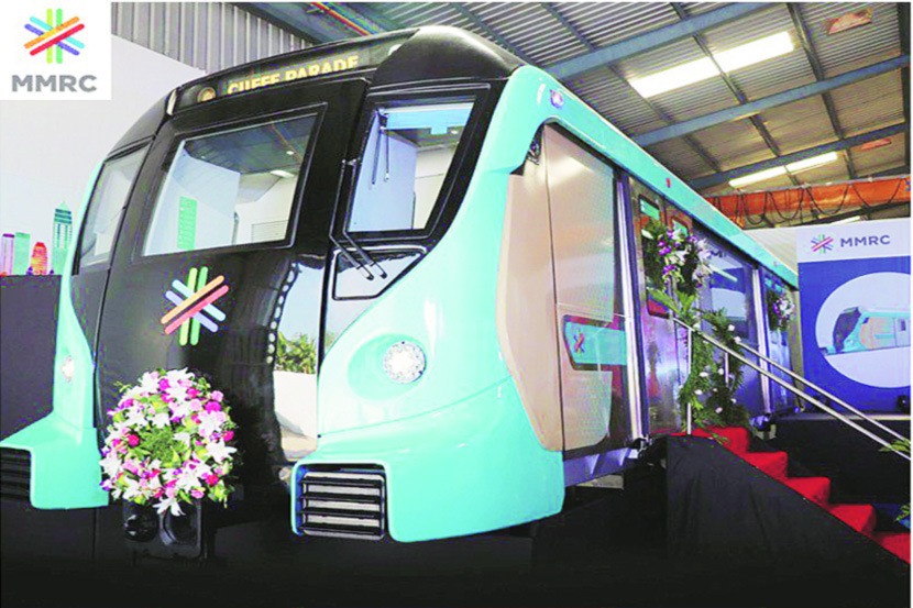 ‘मेट्रो ३’ च्या डब्याच्या पूर्णाकृती प्रारूपाचे अनावरण ‘मेट्रो ३’ च्या डब्याच्या पूर्णाकृती प्रारूपाचे अनावरण