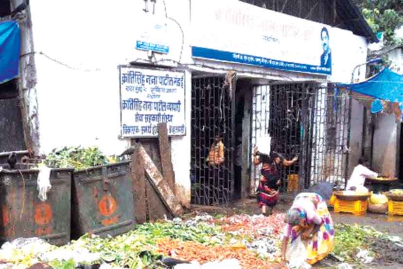 पालिकेच्या ६१ मंडयांतील हरित कचऱ्यापासून खतनिर्मिती