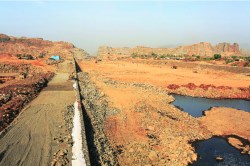 विमानतळ धावपट्टीच्या कामाला  येत्या १५ दिवसांत सुरुवात