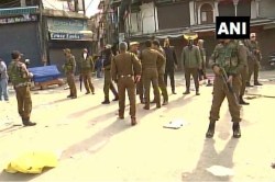 श्रीनगरमध्ये ग्रेनेड हल्ला, १५ जण जखमी