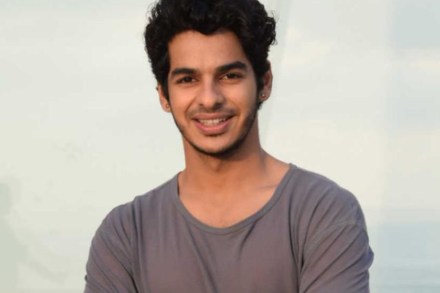 इशान खट्टर पडला २४ वर्ष मोठ्या अभिनेत्रीच्या प्रेमात इशान खट्टर पडला २४ वर्ष मोठ्या अभिनेत्रीच्या प्रेमात