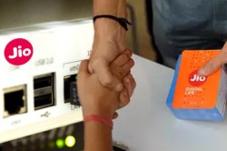 ‘जिओ’चा अजून एक दणका, JioFiber च्या जुन्या ग्राहकांनाही बसणार फटका