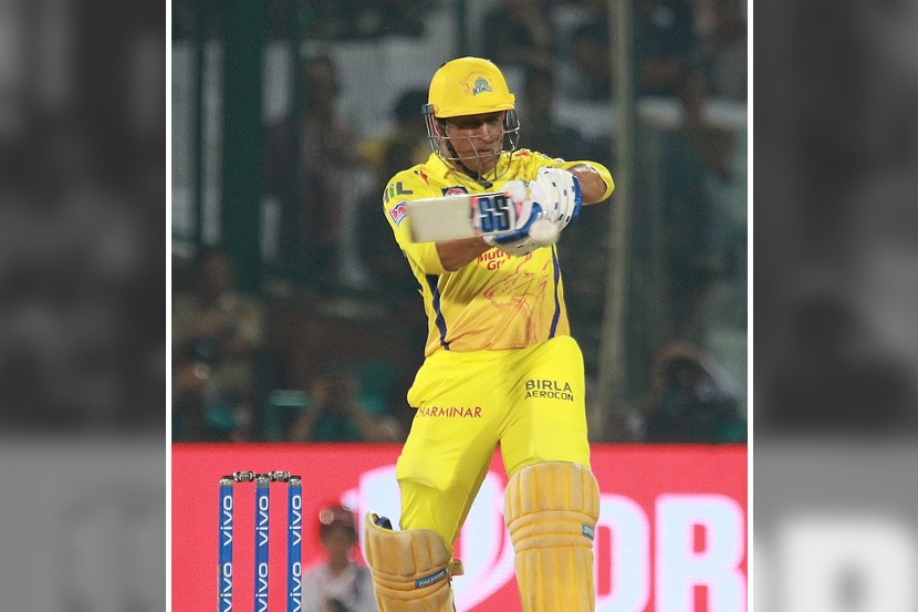 IPL 2020 : तो परत आलाय ! चेन्नई सुपरकिंग्जने पोस्ट केला धोनीचा फोटो