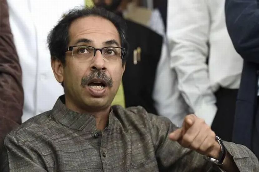 कर्जमाफी मिळताना त्रास झाला का? मुख्यमंत्र्यांचा लाभार्थीना सवाल