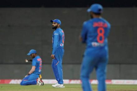 ….तर कितीही धावा करा, कमीच पडतील – विराट कोहली