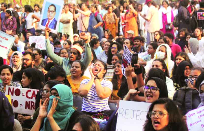 मुंबईतील हा एल्गार संविधानासाठीच होता..