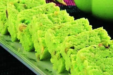 आरोग्यदायी आहार : बदाम बर्फी (साखरेविना)