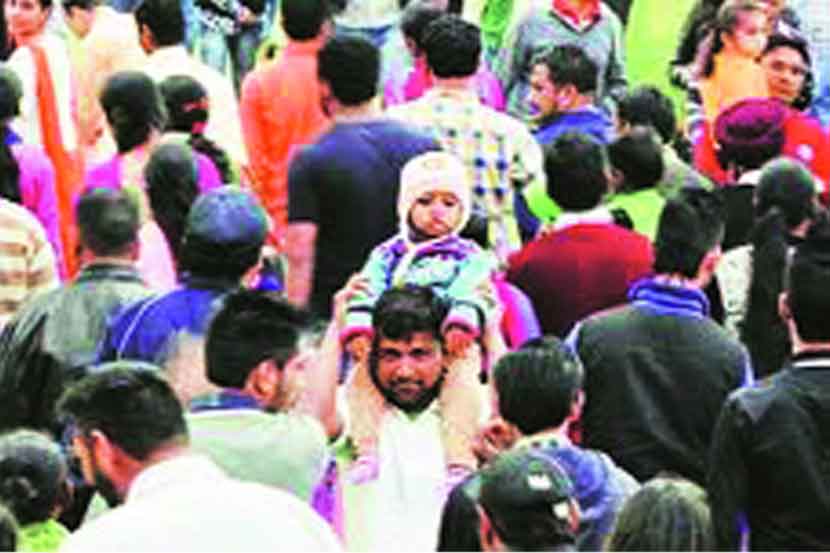 विभक्त कुटुंबपद्धतीबरोबरच आरोग्याचे प्रश्नही वाढले