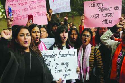 विरोधात मतदान करणे शिवसेनेला अडचणीचे 