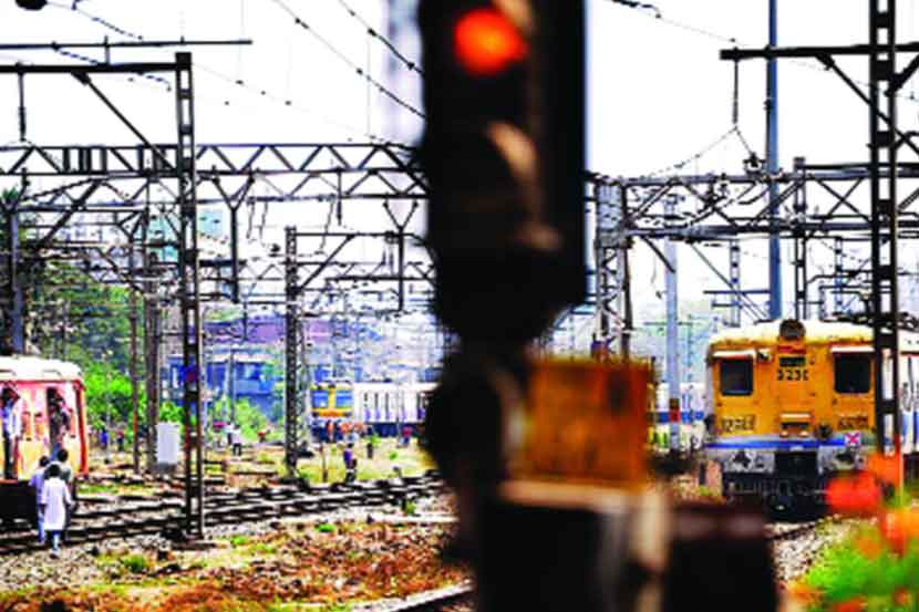 Mutp Project एसी लोकल, सिग्नलला बळ! - Marathi News | Mumbai Suburban Railway Ac ...