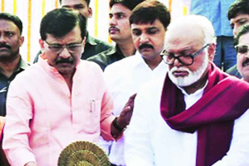 भूमिपूजनाच्या कार्यक्रमात कौतुकाचा वर्षांव